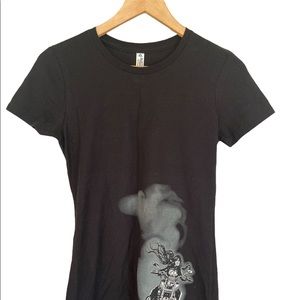 - Alstyle Ultimate Black t short Sleeves Size M Junior